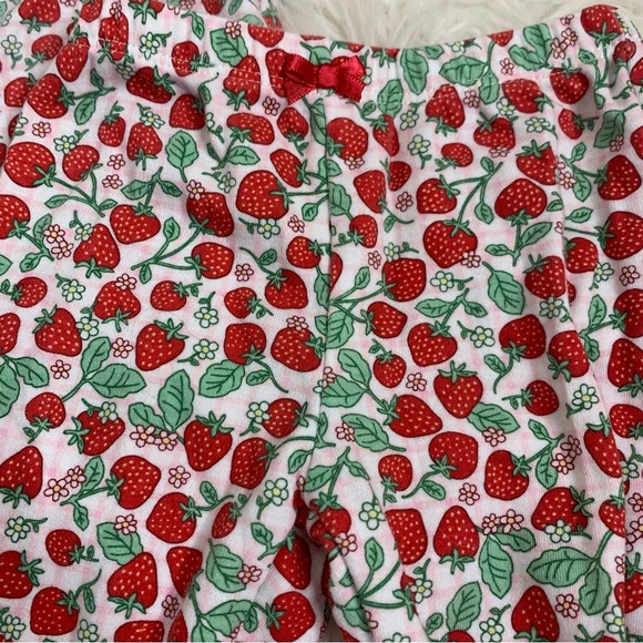 Juicy Couture Strawberry Onesie and Outfit Set - Picture 6 of 6